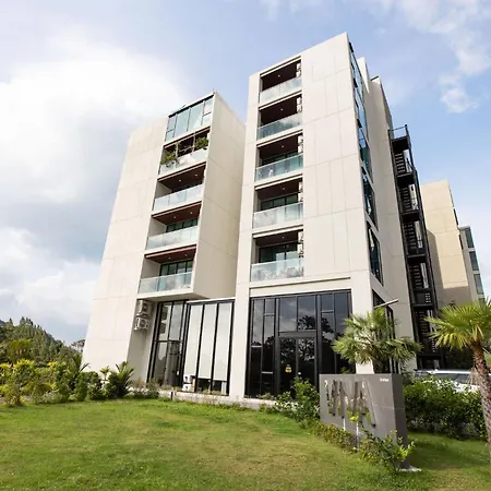 Beach, Relax & Fun! Vv Patong 2Br Apartment C201 Just 5 Min Drive From Patong Nightlife Exterior photo